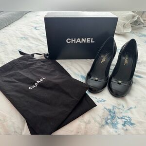 Authentic Chanel pumps